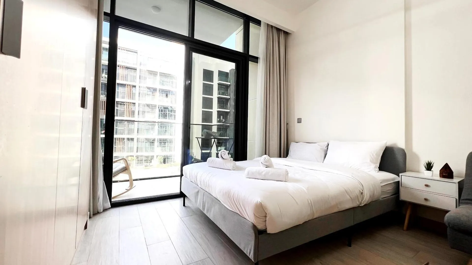 Studio In Azizi Riviera 10 Mins To Downtown Dubai